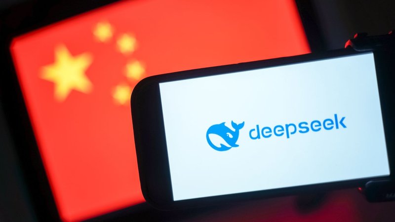 Il paradosso del bando ai modelli cinesi: i pesi aperti lo rendono inapplicabile