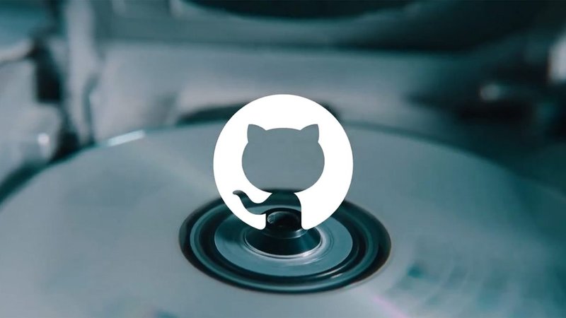 GitHub stampa CD-ROM dei repo pubblici: frecciata a Sony e simbolo di sovranità digitale