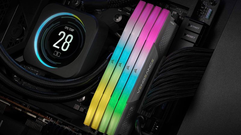 L'AI spinge i costi della DDR5: 32GB a 375 dollari, impatto sui deployment on-premise
