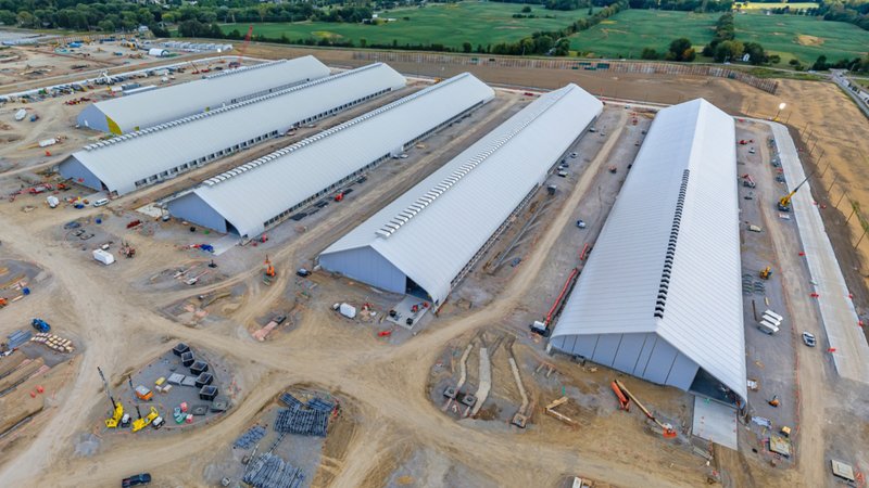 Meta e l'infrastruttura AI: data center temporanei alimentati da motori a reazione