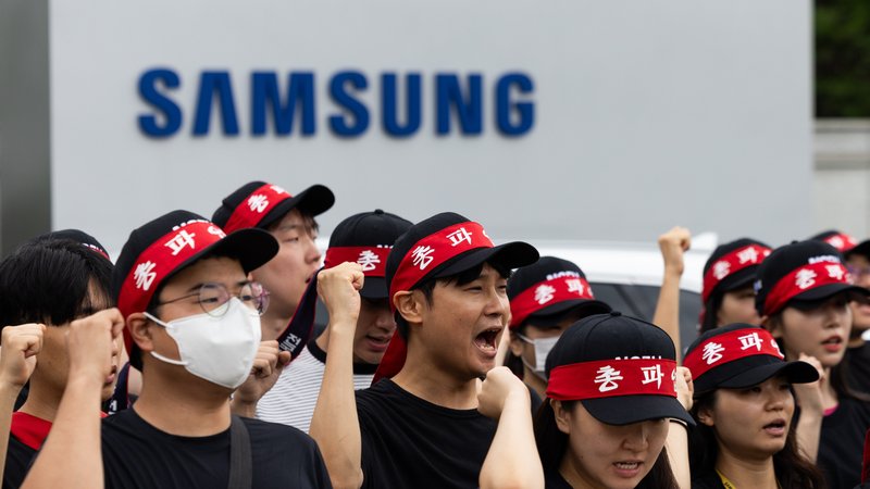 Samsung, sciopero dei lavoratori: il costo potenziale di 11,7 miliardi e l'ombra sulla filiera AI