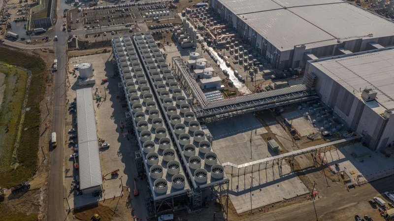 Microsoft e i data center AI: meno acqua per l'infrastruttura del futuro