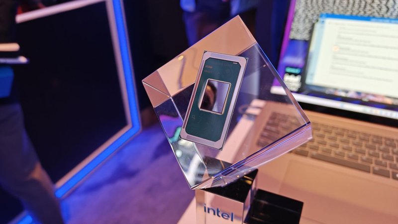 Intel 18A-P: il nuovo processo produttivo promette più performance e meno calore