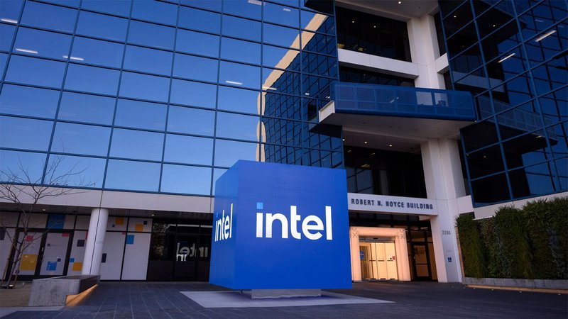 Intel rafforza il computing client con un veterano Qualcomm per l'AI on-device