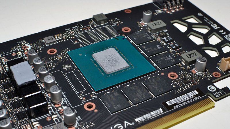 Modder ingegnoso raffredda una RTX 3060 con una macchina del ghiaccio: -62% in gioco