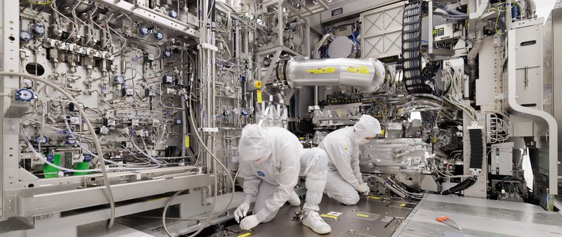ASML's Roadmap: From DUV to EUV, the Future of Lithography for AI Chips