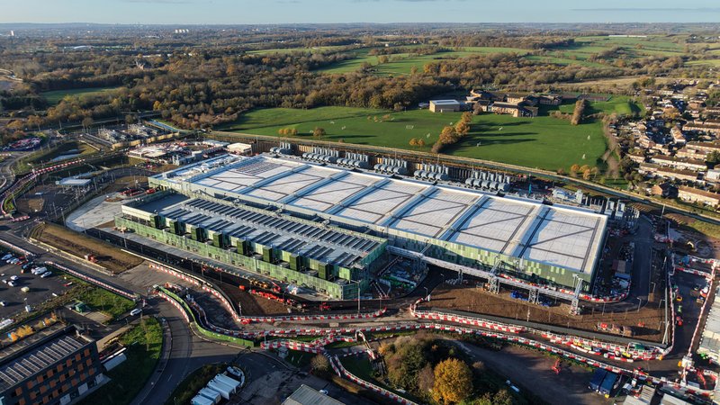 Italia: tassa del 200% sui data center in aree agricole per tutelare l'ambiente