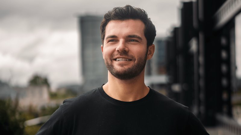 Omnea e Firedrop investono nei talenti AI: nasce il Future Founders Fund