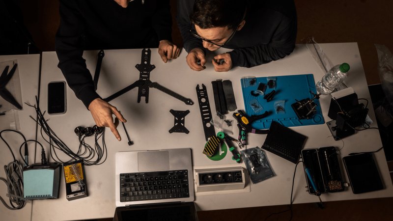 Dall’hackathon alla sovranità: come l’Europa sta costruendo le sue startup della difesa