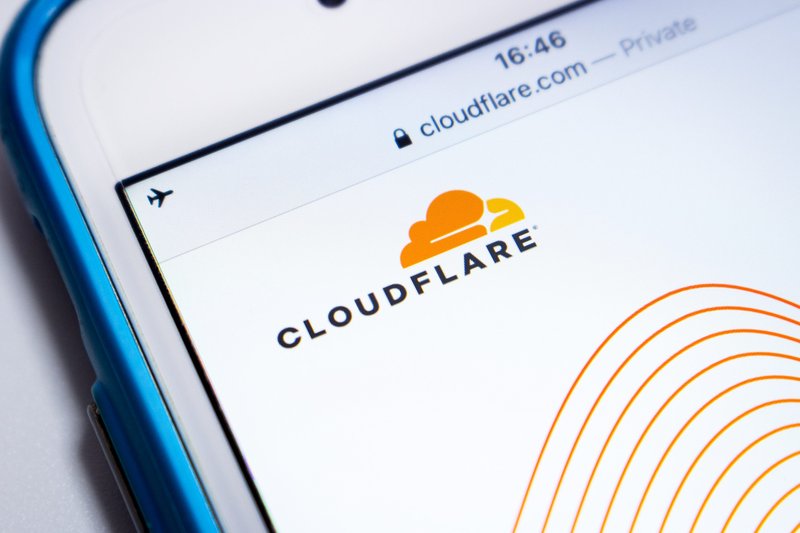 Cloudflare minaccia di lasciare l'Italia dopo una multa da 16 milioni
