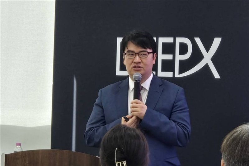 DeepX avvia la produzione di massa del chip AI DX-M1 per mitigare i rischi di fornitura