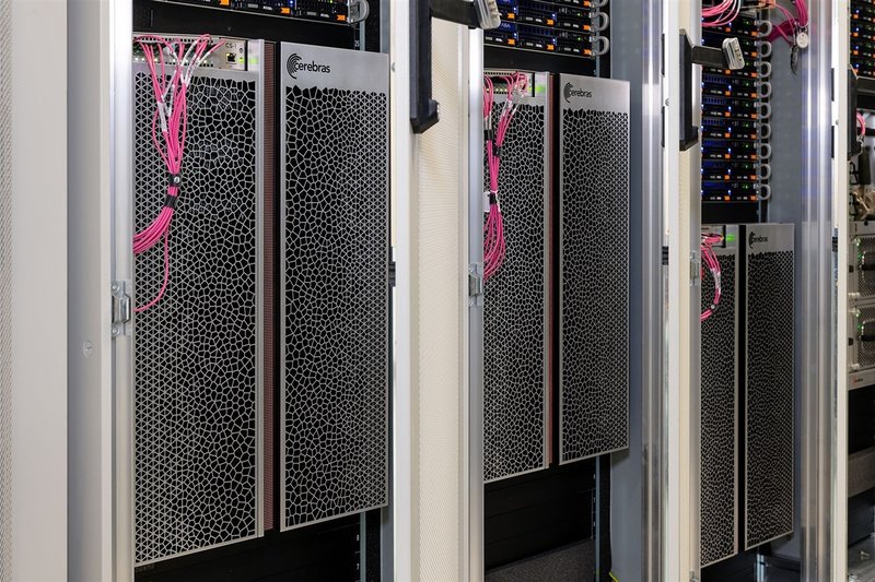 Cerebras riaccende l'IPO: il boom dell'AI spinge crescita e partnership strategiche