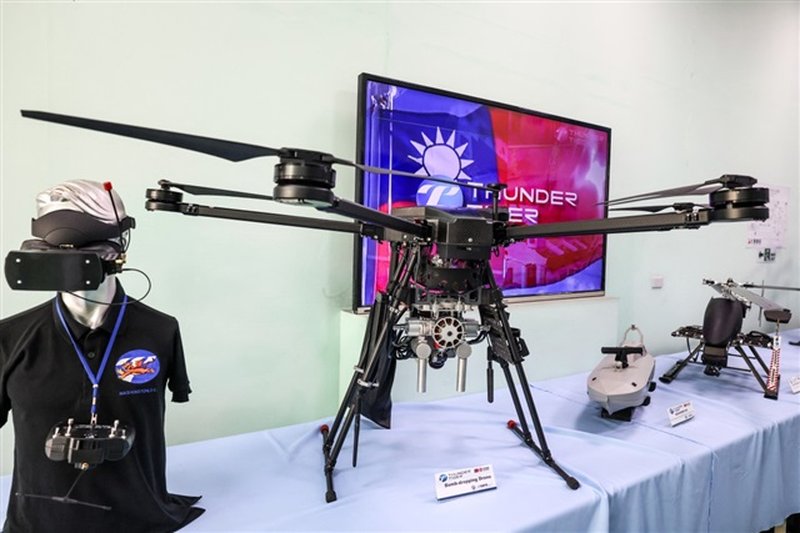 US Drone Industry Looks to Ukraine: Lessons in Agile, Low-Cost Production