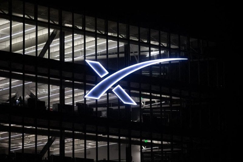 SpaceX finanzia la spinta AI con nuovo debito in vista dell'IPO