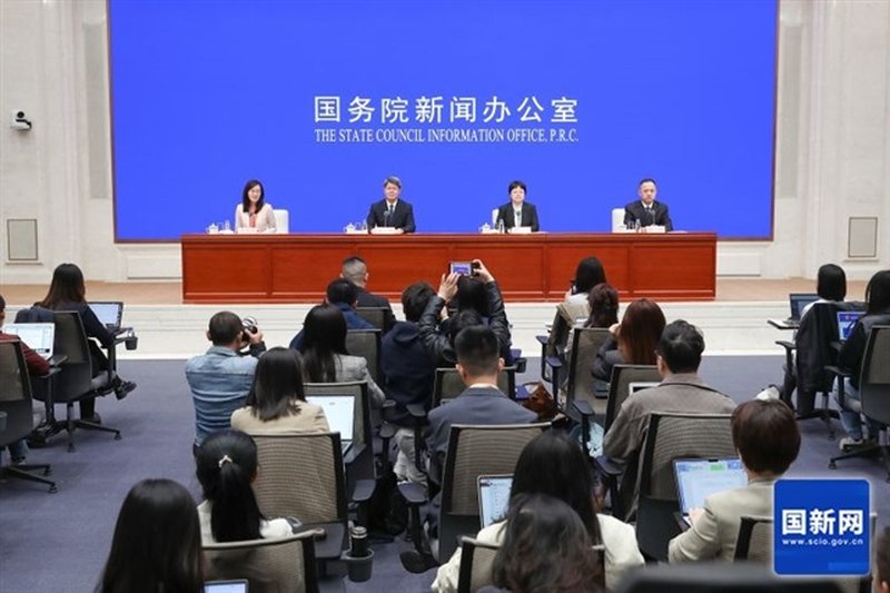 La Cina mira a stabilizzare la fornitura di chip di memoria per l'AI e l'industria