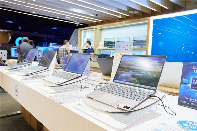 Transizione AI e costi: i brand PC verso tagli occupazionali nel 2026