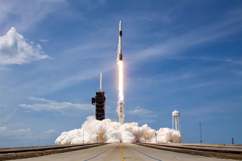 SpaceX e Tesla: strategie hardware tra GPU e chip custom
