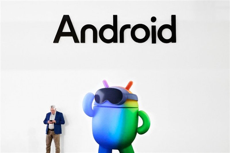 L'UE esamina le regole di accesso Android: a rischio il vantaggio di Gemini
