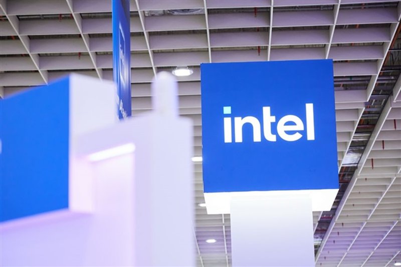 CPUs Reclaim Central Role in AI Architecture Amid Multicore Trend and Substrate Supply Challenges