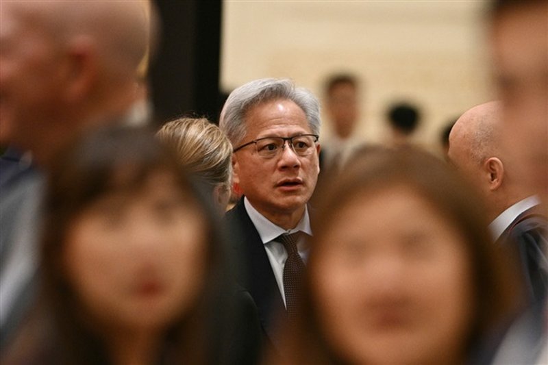 Nvidia esclude la Cina dalle previsioni: CapEx hyperscaler a 1 trilione entro il 2027
