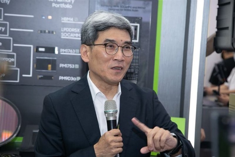 Samsung: roadmap HBM5 e gestione termica per la memoria AI del futuro