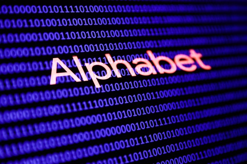 Alphabet accelera gli investimenti AI: 80 miliardi per l'infrastruttura