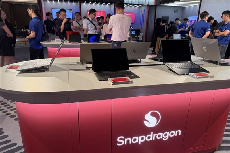 Qualcomm and Snapdragon C: A New Player in the Entry-Level AI PC Segment