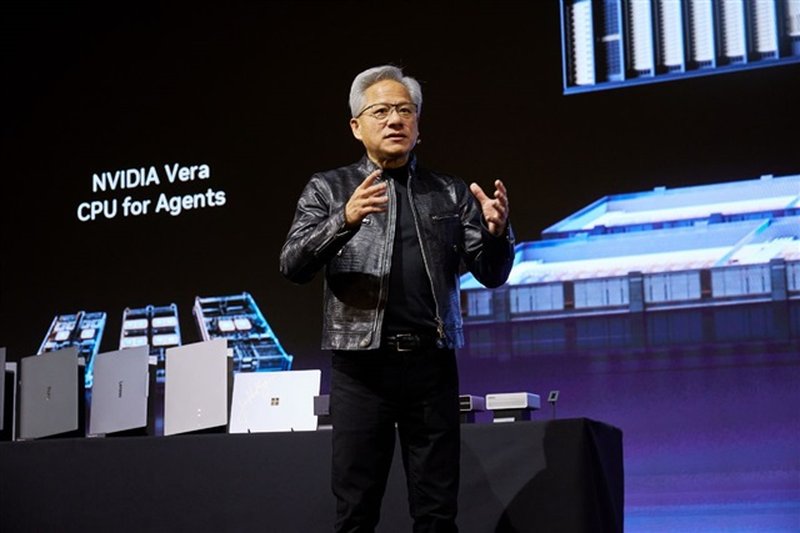 Nvidia RTX Spark: Jensen Huang's AI Agent Battle Against Apple and Google
