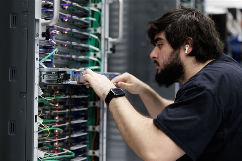 Server AI: Taiwan consolida la filiera, i fornitori di rack accelerano