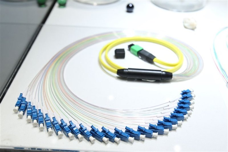 Data center AI: la corsa agli interconnettori ottici si scontra con la carenza di wafer InP