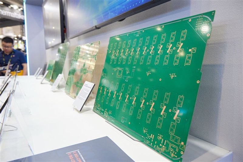 La domanda di server AI spinge i PCB di Taiwan verso NT$256,1 miliardi nel Q2 2026