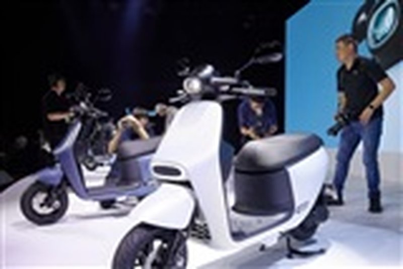 Gogoro’s plan to take Taiwan’s electric scooter supply chain global: batteries, data, and edge infrastructure