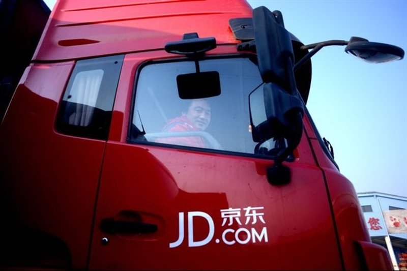 JD.com: 700.000 lavoratori da riqualificare per convivere con i robot logistici