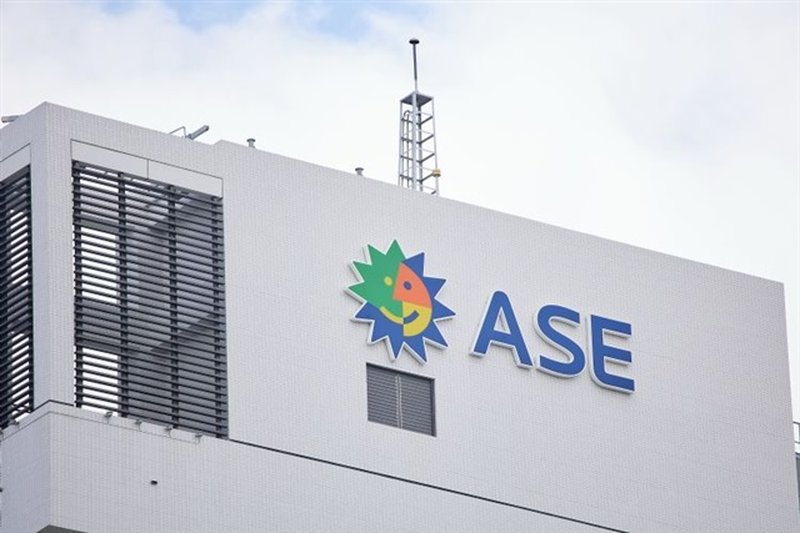 ASE Holdings vola: ricavi record e 40 milioni sulla Corea del Sud per il packaging AI