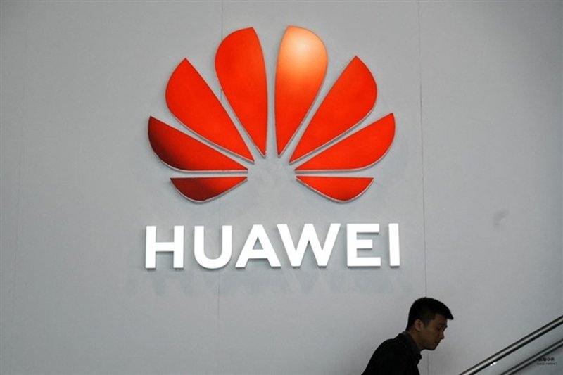Huawei svela il più grande Ascend SuperPoD: la Cina accelera sull'infrastruttura AI autonoma