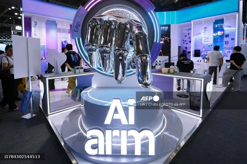 Cina: al WAIC 2026 i ‘super-nodi’ sfidano i blocchi USA sui chip AI