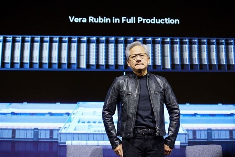 Jensen Huang e la Silicon Valley contro il bando dei modelli AI open source cinesi