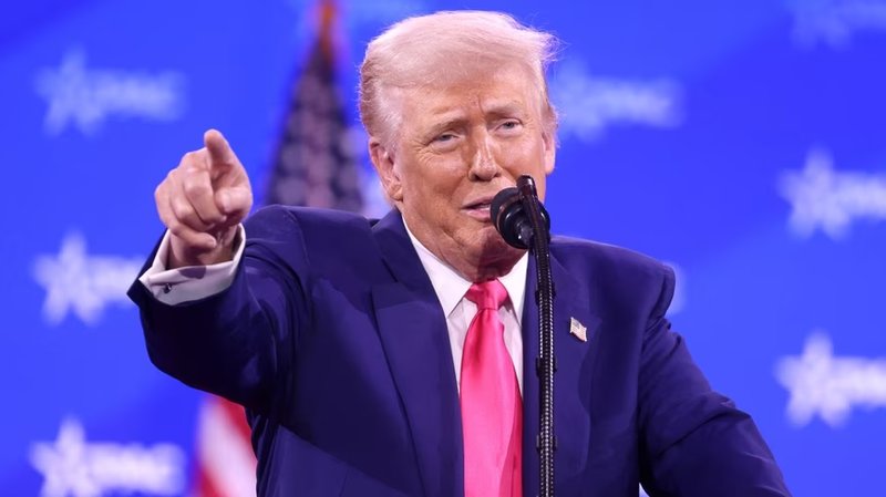 Trump attacca lo stop ai data center di New York. Hochul non arretra