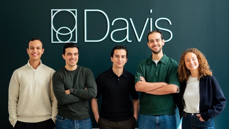 Davis raccoglie 5,5 milioni di dollari per accelerare lo sviluppo immobiliare con l'AI