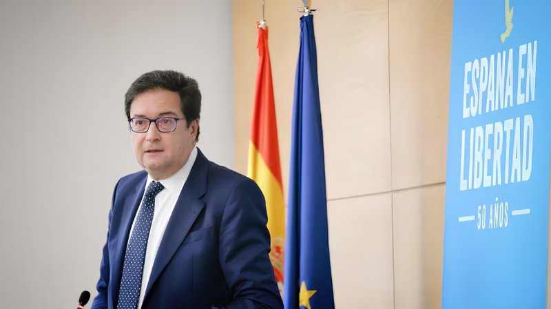 La Spagna rafforza la regolamentazione su social media e AI nonostante il lobbying tech