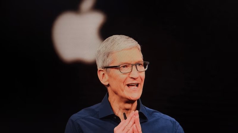 Apple registra un trimestre record, senza un modello AI al centro della strategia