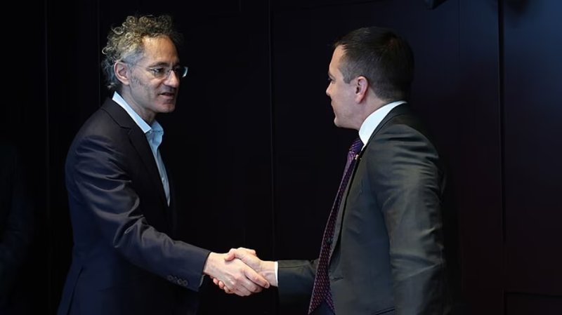 Palantir: Numbers Work, But the Narrative Falters