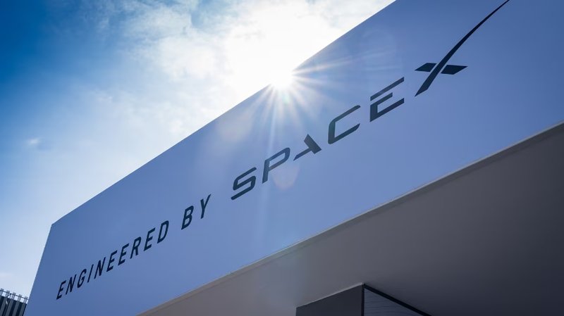 SpaceX rifinanzia il debito di X e xAI con un maxi-prestito da 20 miliardi