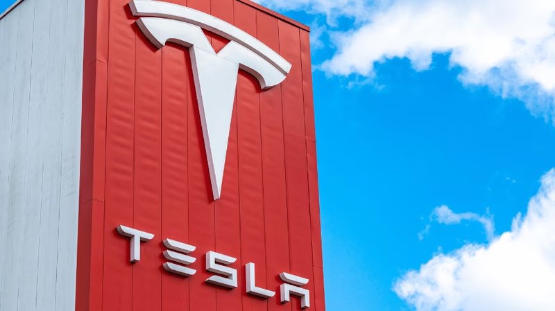 Tesla's FSD in Europe: Regulators Express Skepticism on Safety