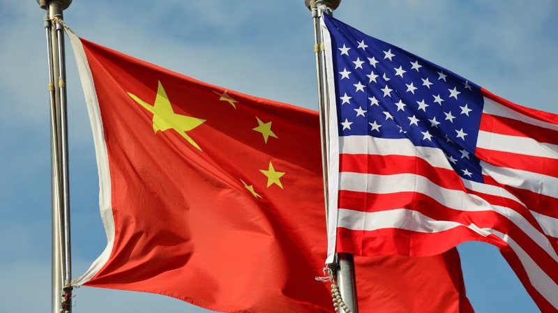 La Cina percepita come leader nell’IA, ma il mondo non si fida del vincitore