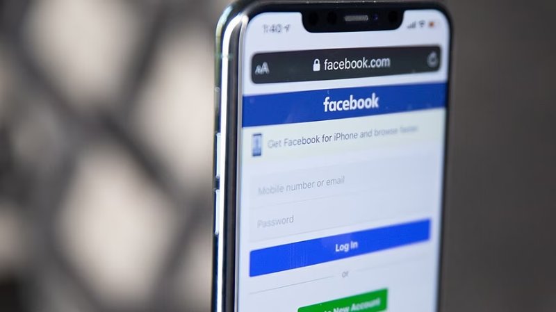 Meta lancia AI Mode su Facebook: la ricerca si arricchisce con i contenuti utente
