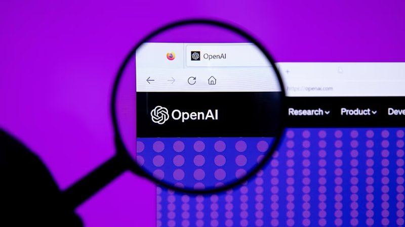 OpenAI: Account legati alla Cina usano ChatGPT contro i data center USA