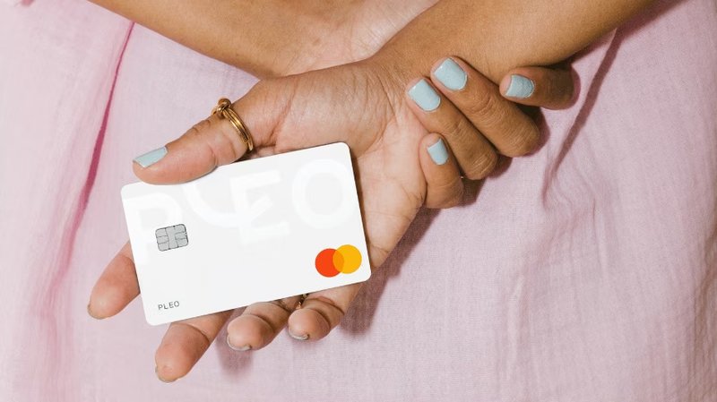 Pleo lancia agenti AI per la finanza, seguono tagli al personale tecnico