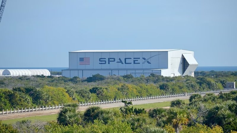 Latency Challenges: SpaceX Leases Colossus 1 Data Center to Anthropic