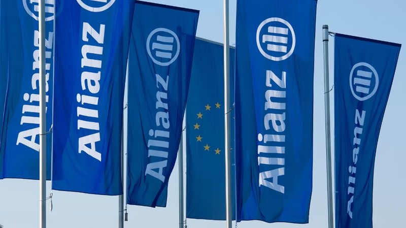 Allianz taglia 1.800 posti: l’AI conquista i call center, ma la vera partita è sulla sovranità dei dati